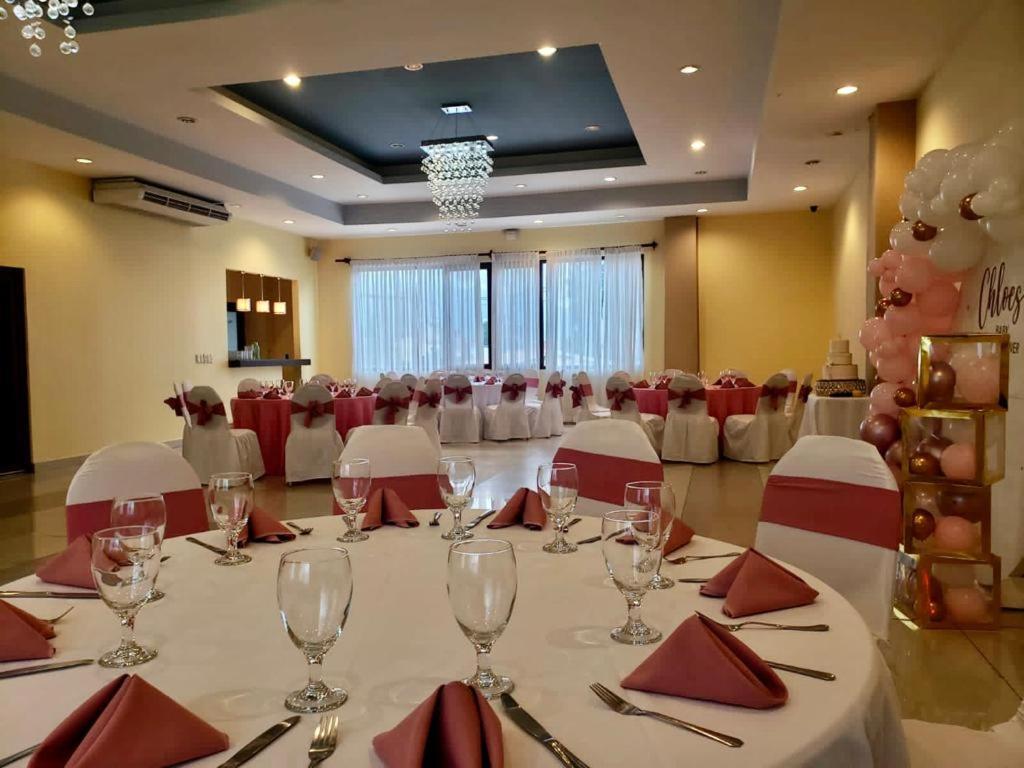 Hotel Primavera Boutique San Pedro Sula Ngoại thất bức ảnh